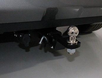 Фаркоп (оцинкованный, шар E) для TOYOTA RAV4 TCU00147